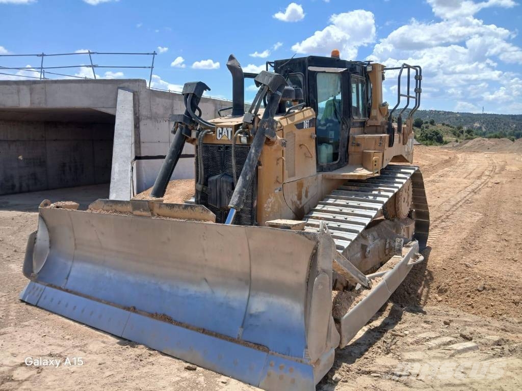 CAT D 6 T lánctalpas dózerek
