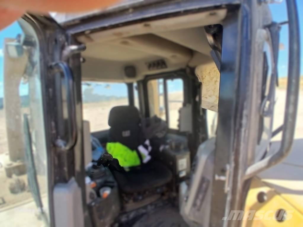 CAT D 6 T lánctalpas dózerek