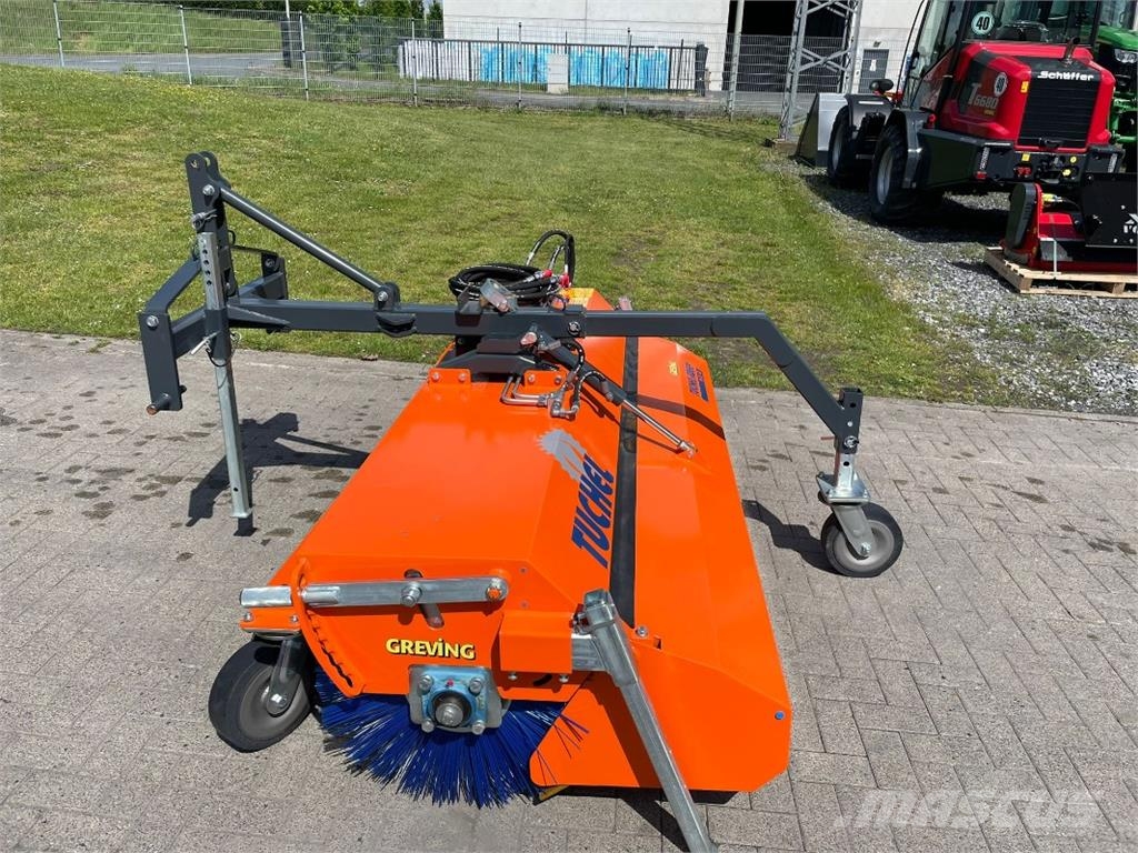 Tuchel Plus 590-230 Zamiatarki - Zgarniarki - Odśnieżarki