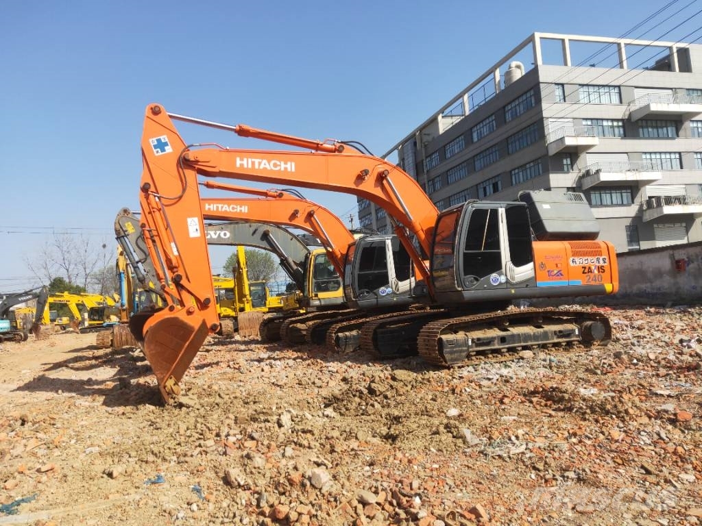 Hitachi ZX 240 Raupenbagger