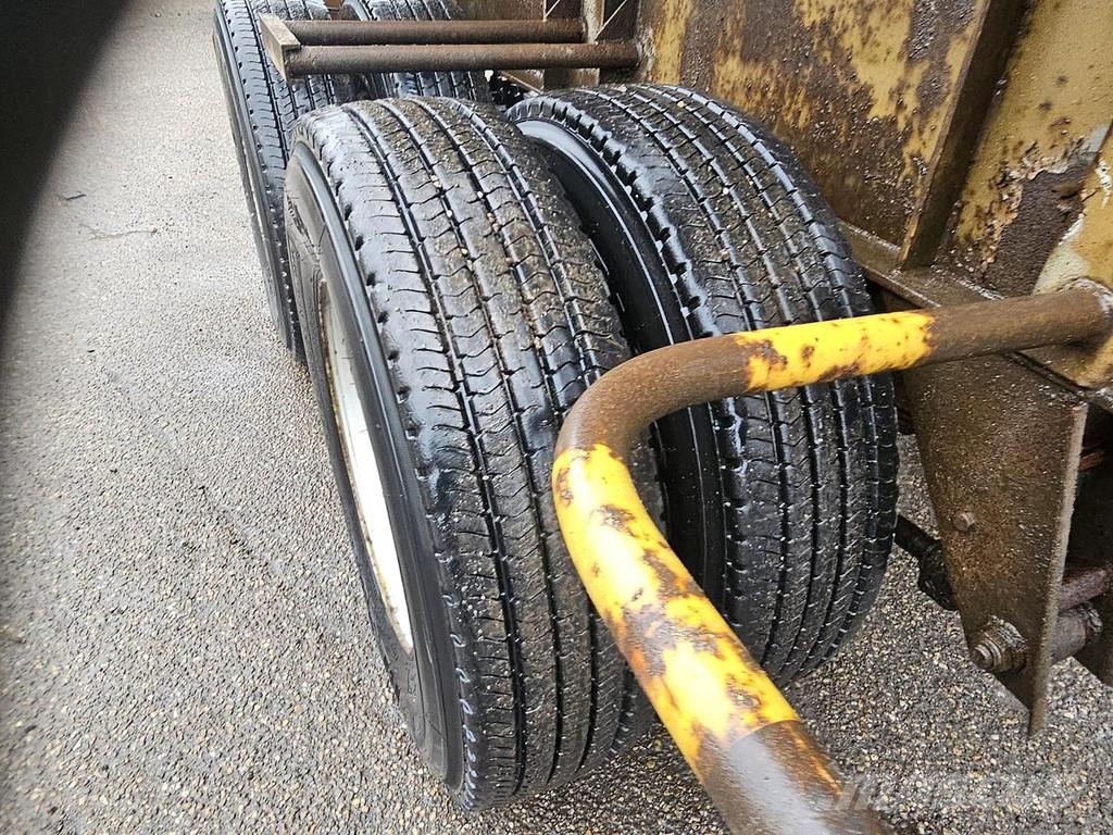 Pacton 2126 C-2 | 20 FOOT| BLADGEVEERD|DOUBLE TIRES| BPW Konteyner yari çekiciler