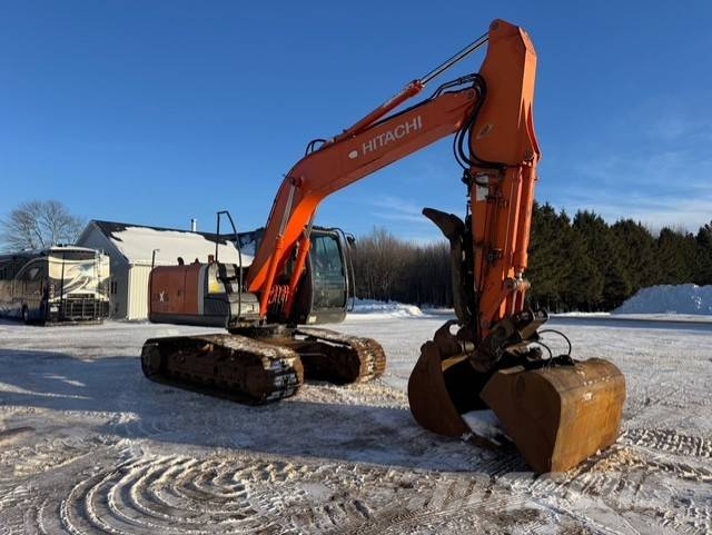 Hitachi ZX 160 LC-3, 2011, Princeville, Quebec, Canada - Used
