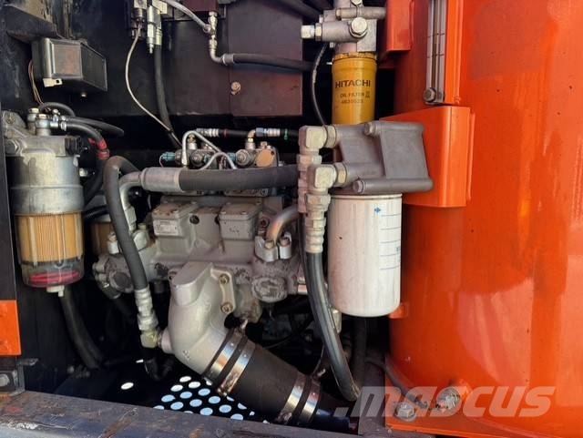 Hitachi ZX 160 LC-3, 2011, Princeville, Quebec, Canada - Used