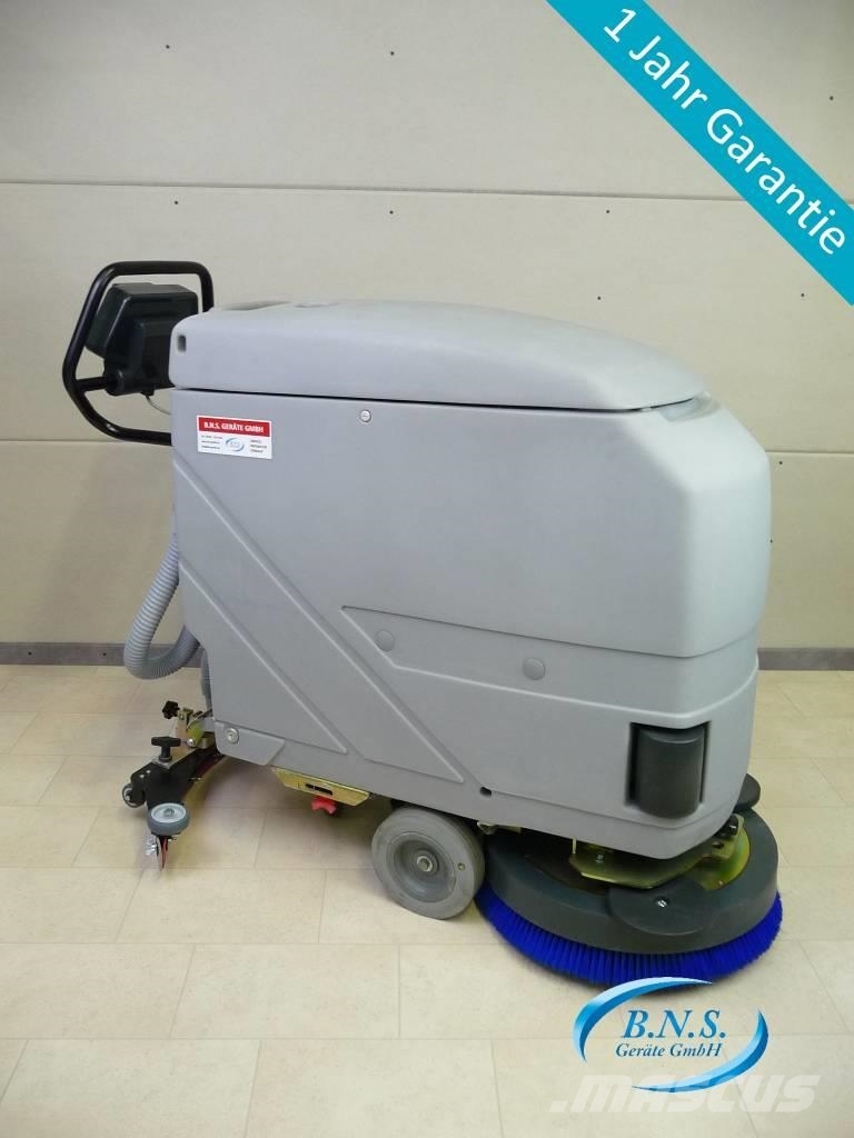 Nilfisk Scheuersaugmaschine BA 530 Підмітальні машини