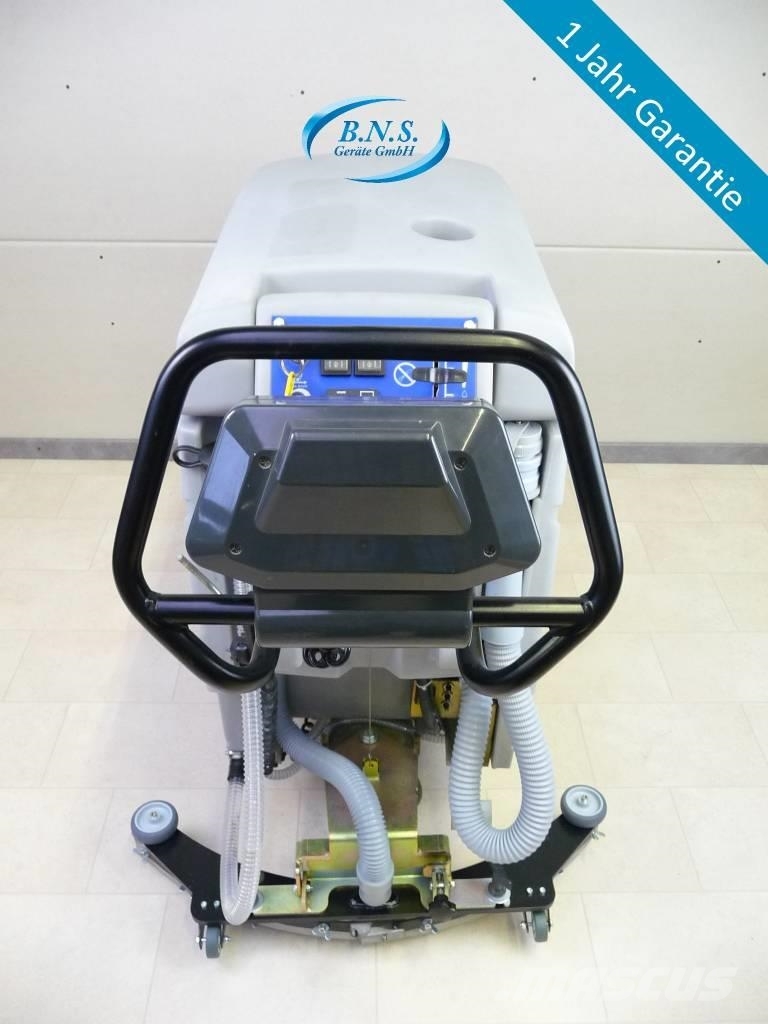 Nilfisk Scheuersaugmaschine BA 530 Підмітальні машини