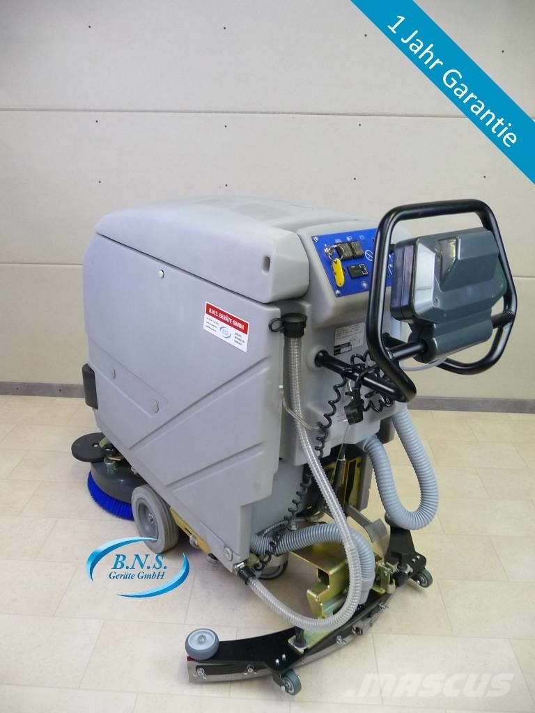 Nilfisk Scheuersaugmaschine BA 530 Підмітальні машини