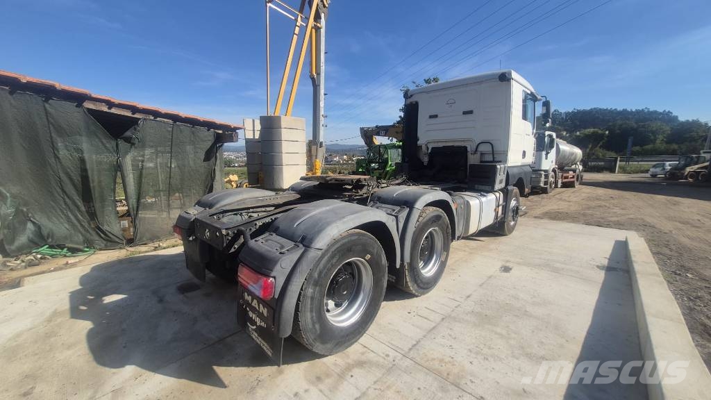 MAN TGA 33.480 Trekkers