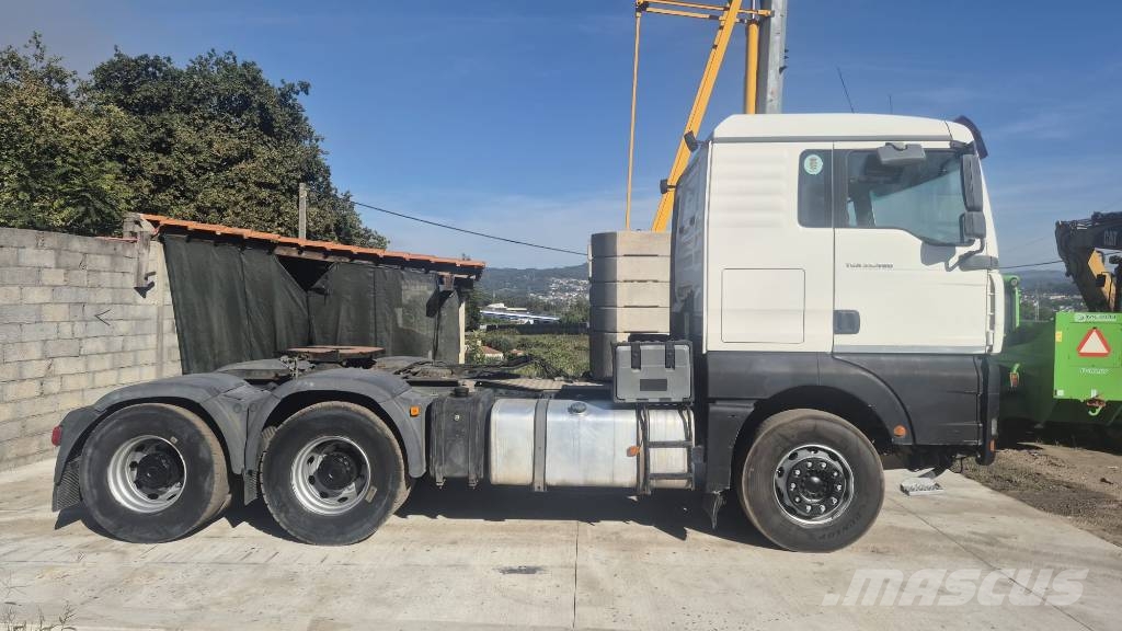 MAN TGA 33.480 Trekkers