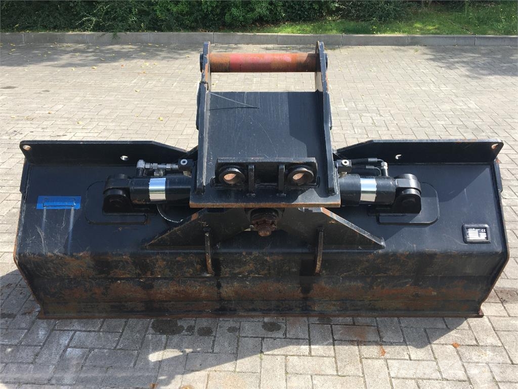  GRABENLÖFFEL 2.000 MM BRE Farm machinery