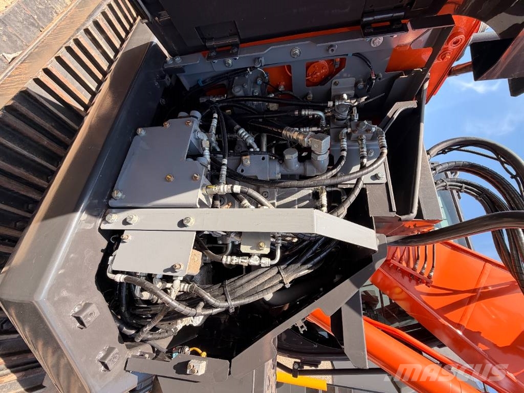 Hitachi ZX135US-6-CTA telescopic arm Polovni specijalni bageri