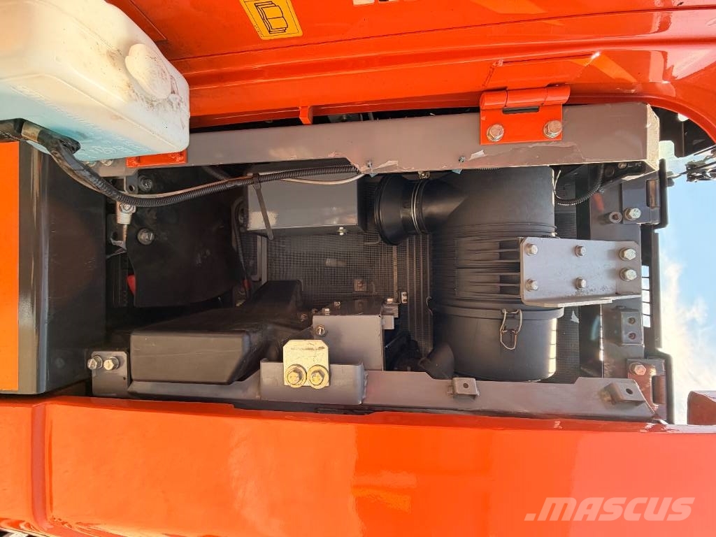 Hitachi ZX135US-6-CTA telescopic arm Polovni specijalni bageri