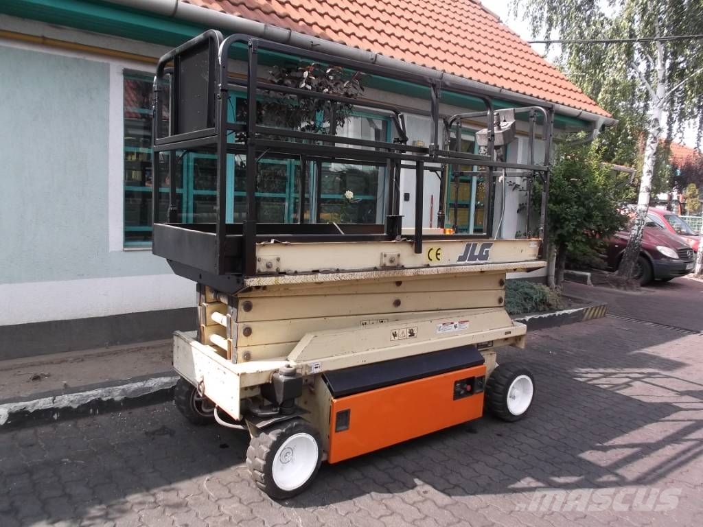 JLG 2646E      V-2288 Plataformas de Mastro Vertical
