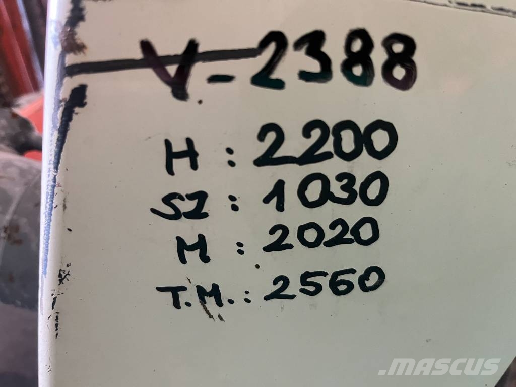 JLG 2646E V-2288 EO Vertikálne stĺpové výťahy