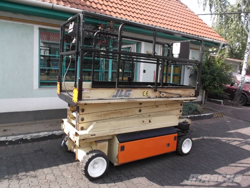 JLG 2646E V-2288 EO Vertikálne stĺpové výťahy