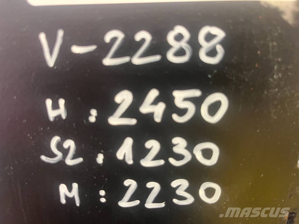 JLG 2646E V-2288 EO Vertikálne stĺpové výťahy