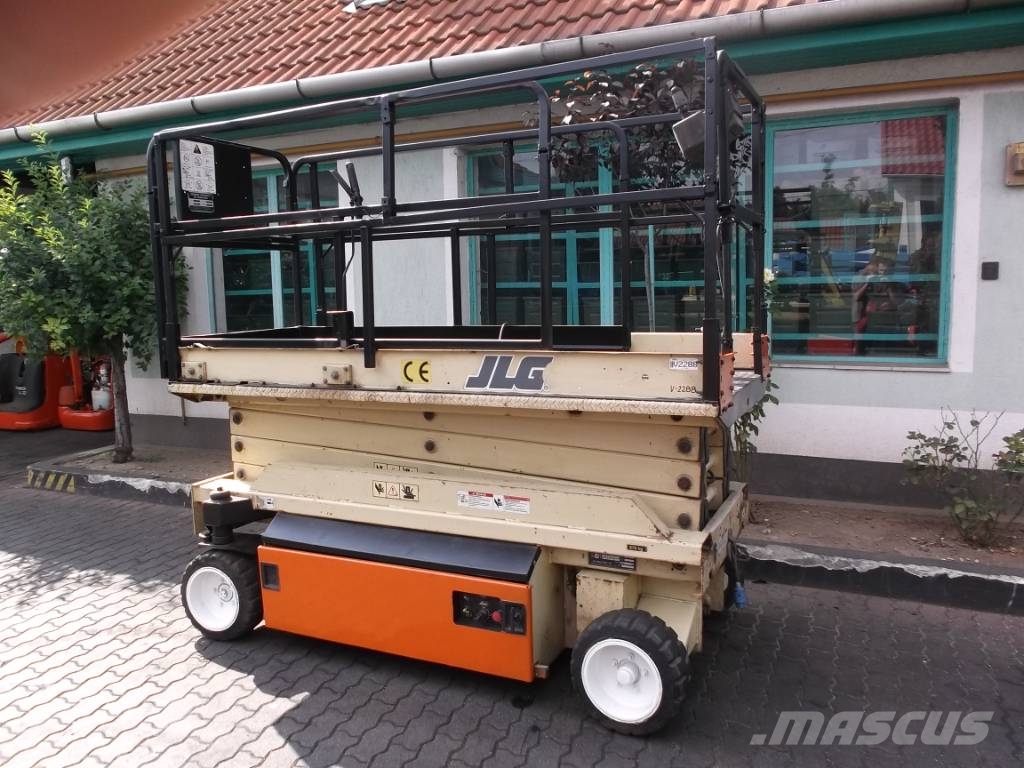 JLG 2646E V-2288 EO Vertikálne stĺpové výťahy