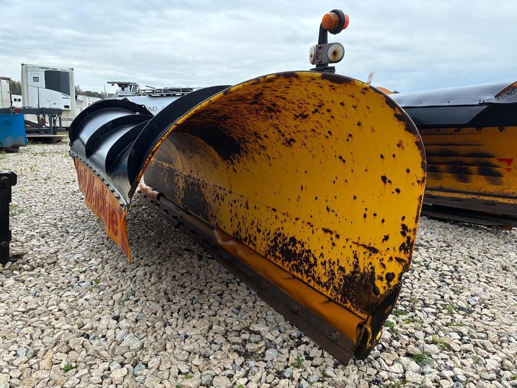 Arctic Machine OY AM 4000 HMX T2 Kar düzleyiciler