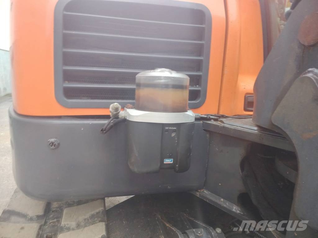 Doosan DX 80 R Közepes (midi) kotrók 7 t - 12 t