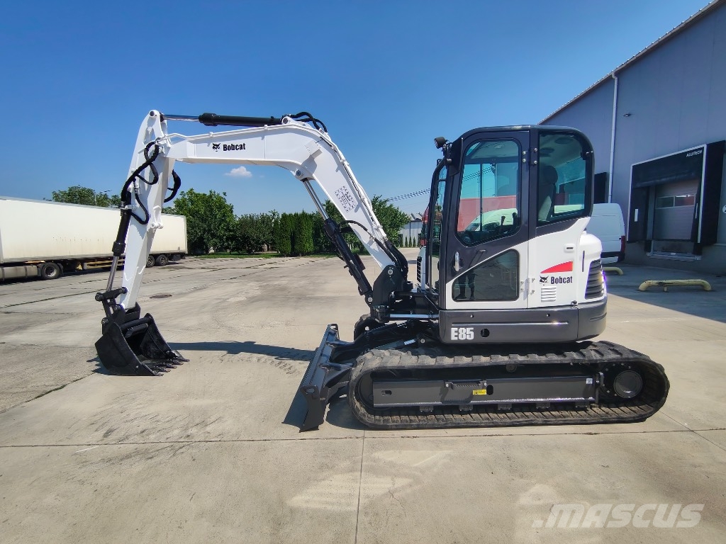 Bobcat E 85 حفارات وسط 7 طن - 12 طن