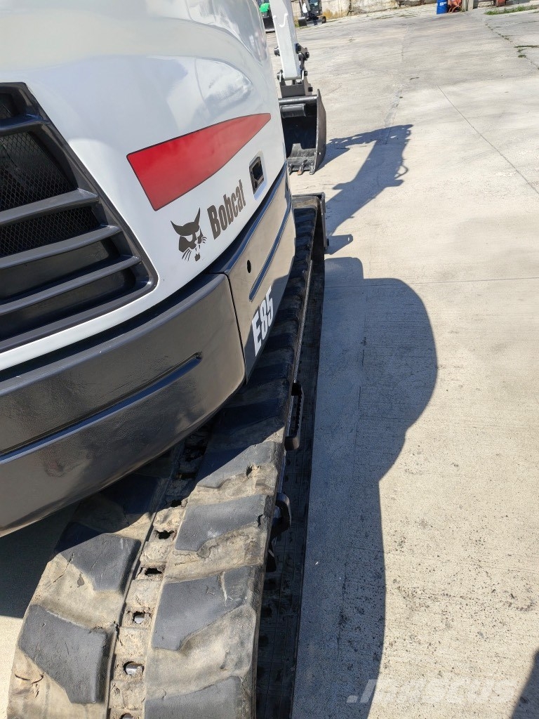 Bobcat E 85 حفارات وسط 7 طن - 12 طن