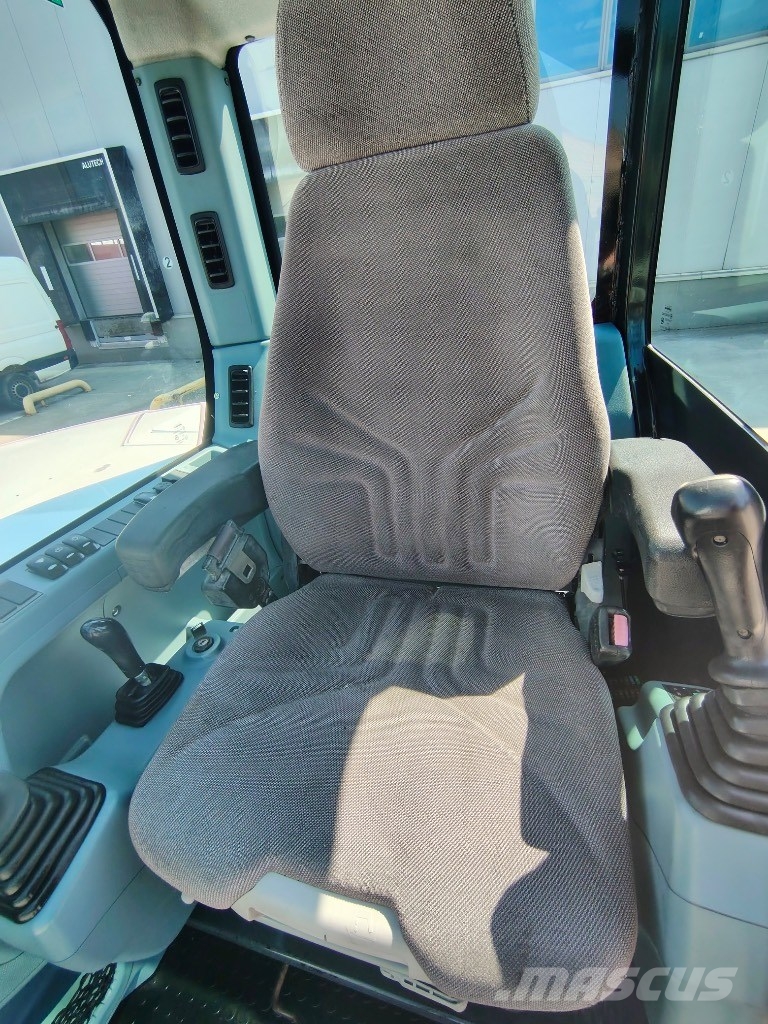Bobcat E 85 حفارات وسط 7 طن - 12 طن