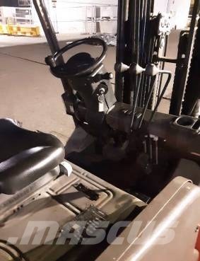 Manitou ME 430 AC Elektriskie autoiekrāvēji
