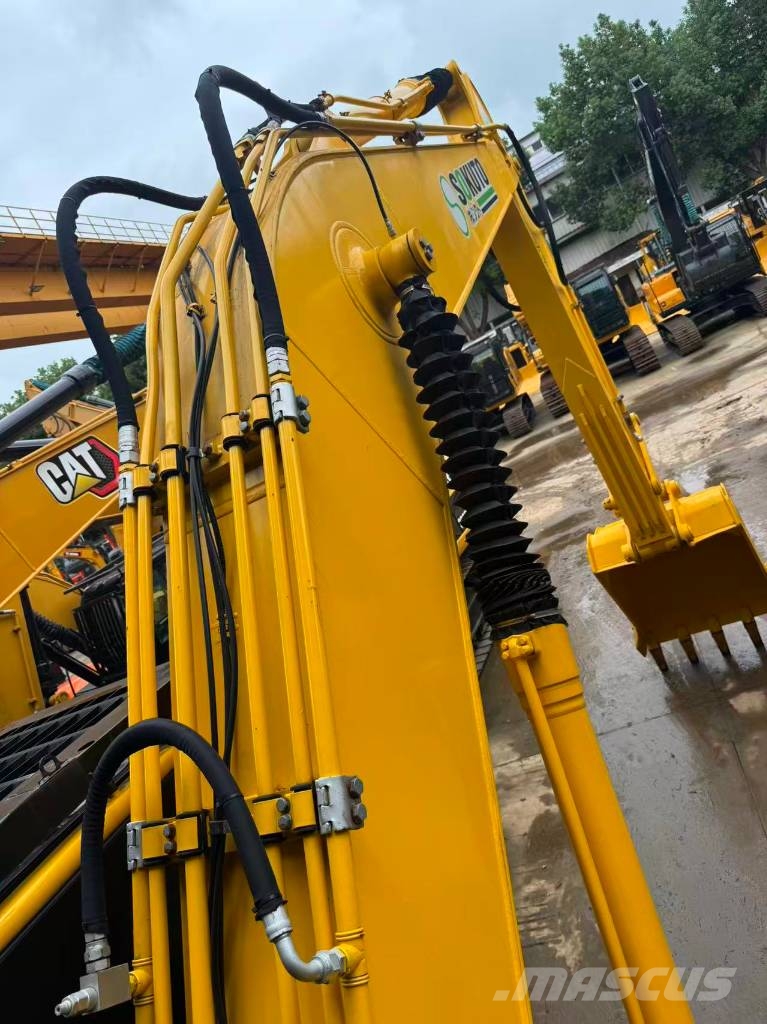 Komatsu PC 200-8N1 Kāpurķēžu ekskavatori