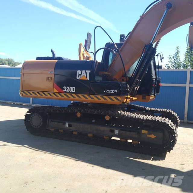 CAT 320 D Paletli ekskavatörler