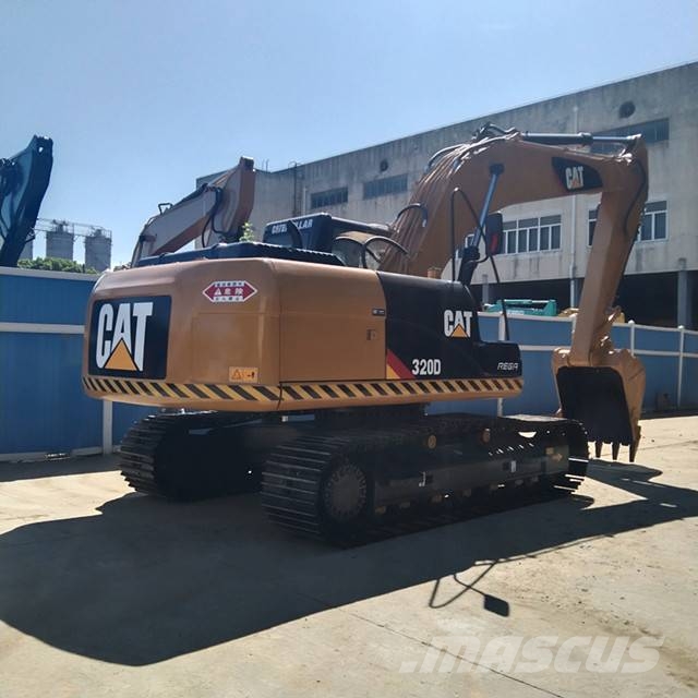 CAT 320 D Paletli ekskavatörler