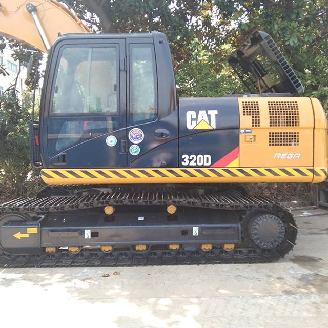 CAT 320 D Paletli ekskavatörler