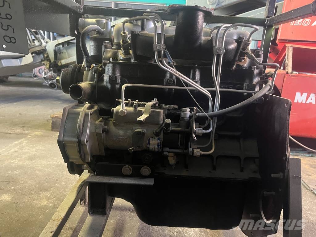 Mitsubishi 4DQ7 E-0096 Двигатели