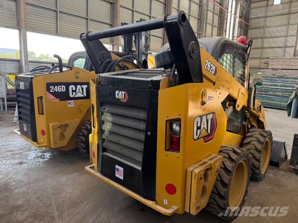 CAT 246 D Φορτωτάκια