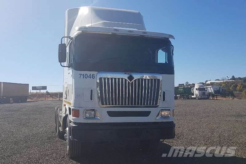 International 9800i Pro Sleeper 其他貨車
