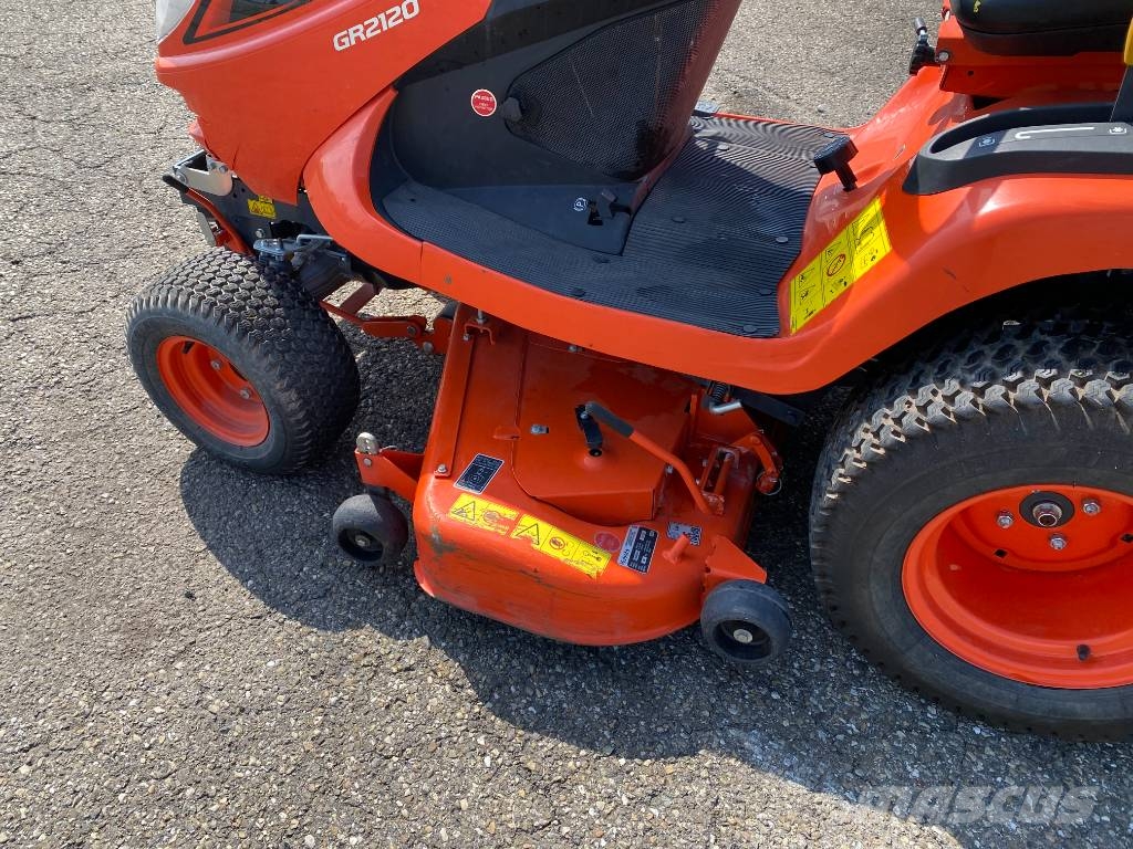 Kubota GR2120 1er Main Origine Française endommagé ركوب الحشائش
