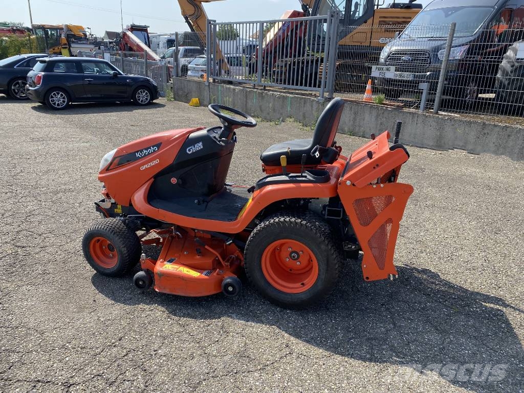 Kubota GR2120 1er Main Origine Française endommagé ركوب الحشائش