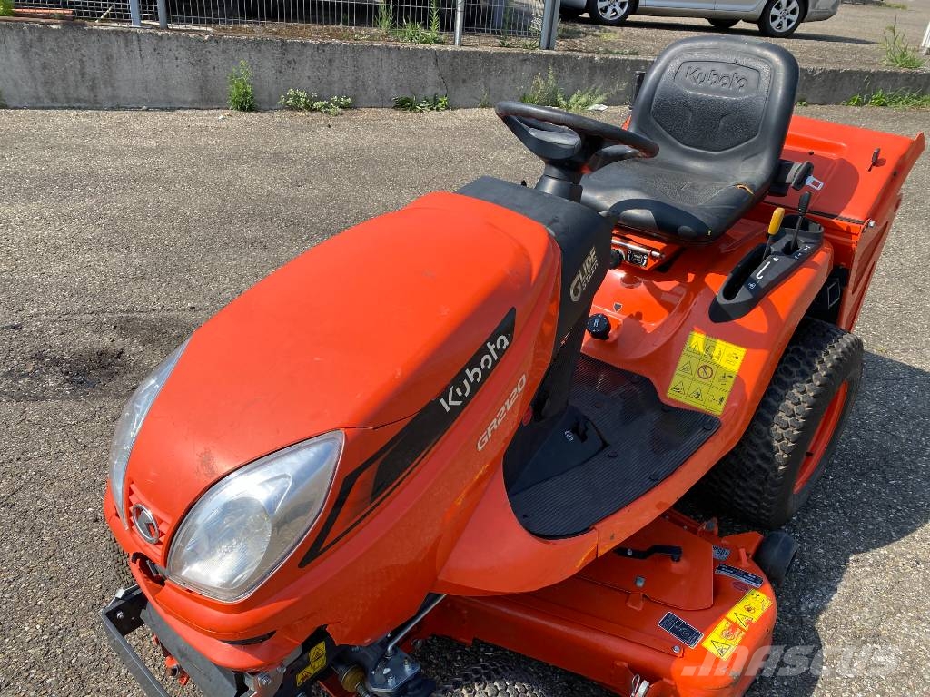 Kubota GR2120 1er Main Origine Française endommagé ركوب الحشائش