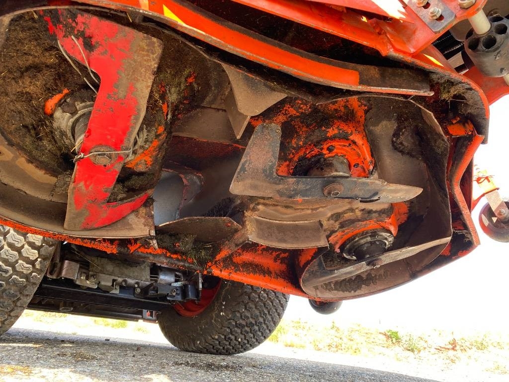 Kubota GR2120 1er Main Origine Française endommagé ركوب الحشائش