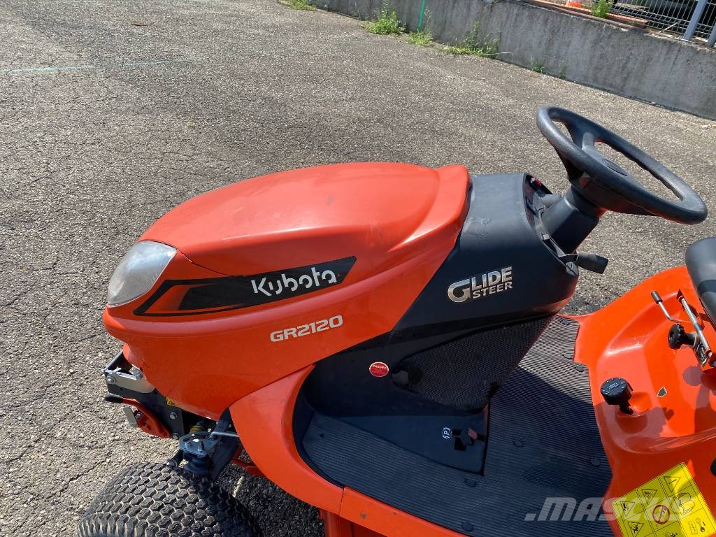 Kubota GR2120 1er Main Origine Française endommagé ركوب الحشائش