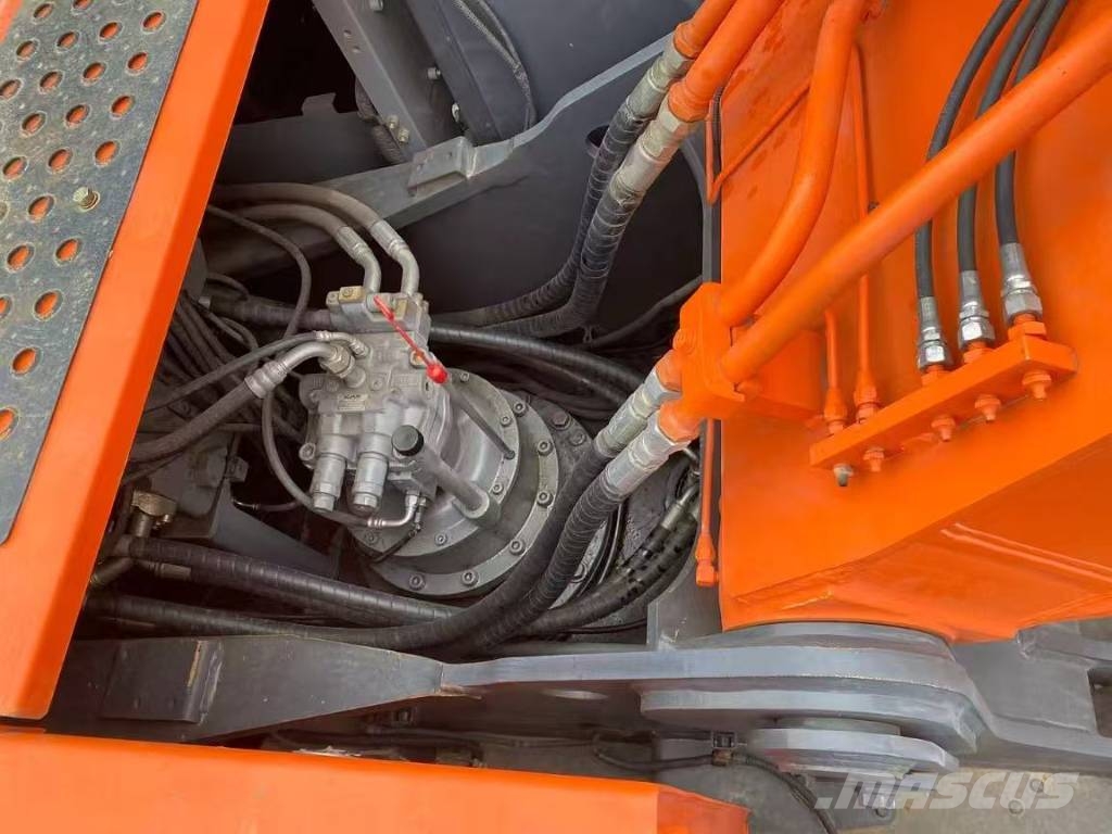 Hitachi ZX 240 H Εκσκαφείς με ερπύστριες