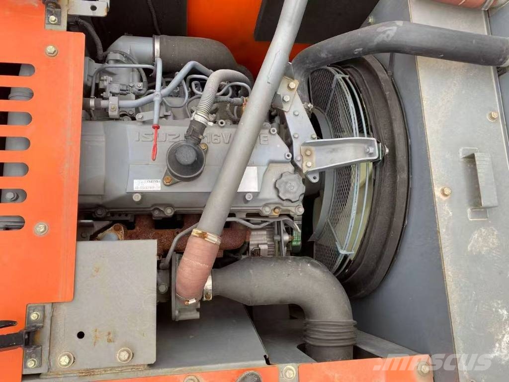 Hitachi ZX 240 H Εκσκαφείς με ερπύστριες