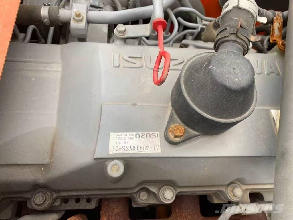 Hitachi ZX 240 H Εκσκαφείς με ερπύστριες