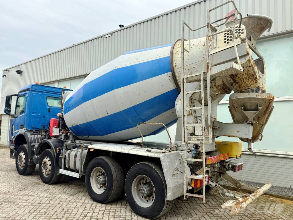 Mercedes-Benz Arocs  8*4   Euro 6 Avtomešalci za beton