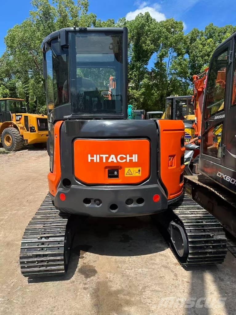 Hitachi ZX55USR-5B Minibagger < 7t