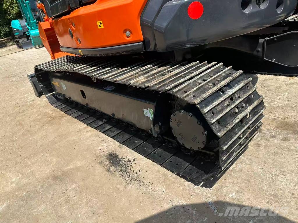 Hitachi ZX55USR-5B Minibagger < 7t