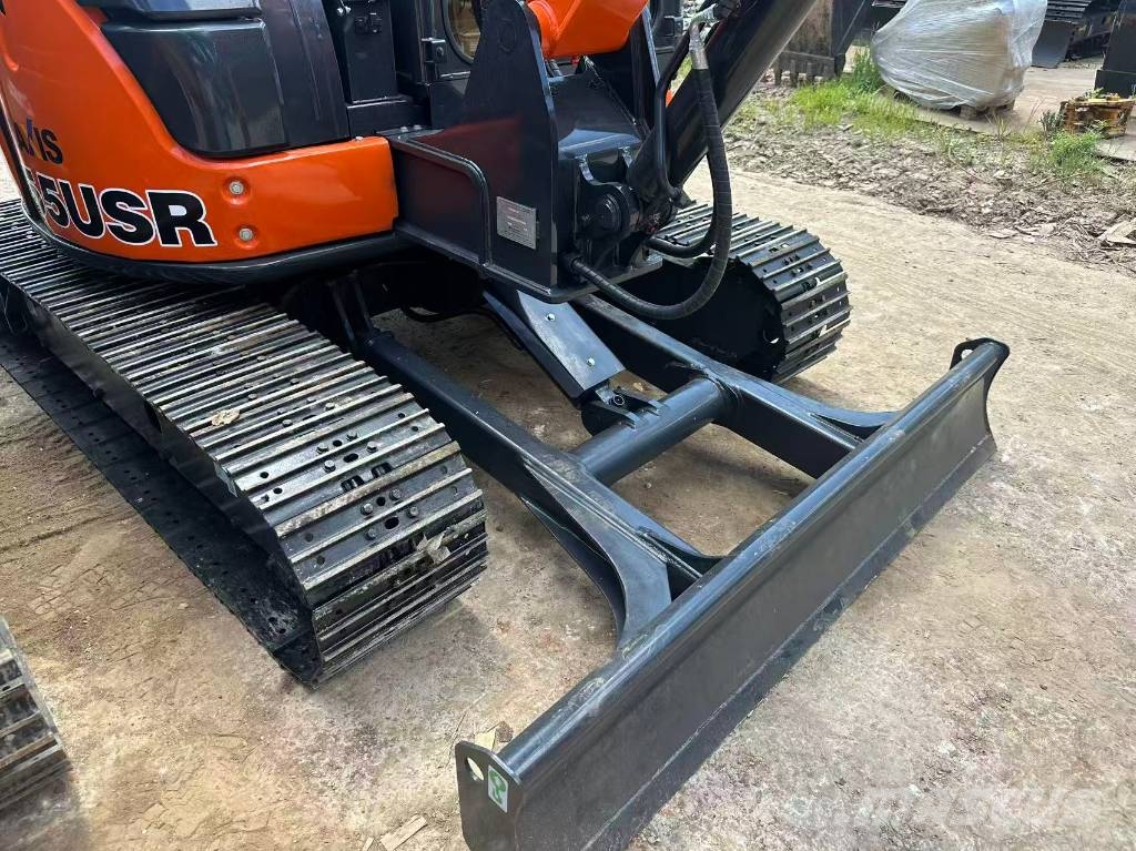 Hitachi ZX55USR-5B Minibagger < 7t