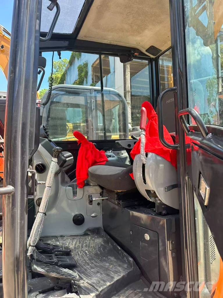 Hitachi ZX55USR-5B Minibagger < 7t