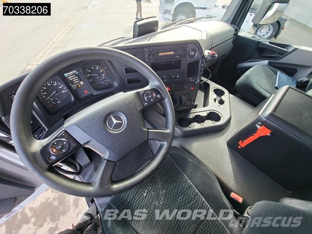 Mercedes-Benz Antos 2124 4X2 6-Cylinder Engine NL-Truck Euro 6 Camiones caja cerrada