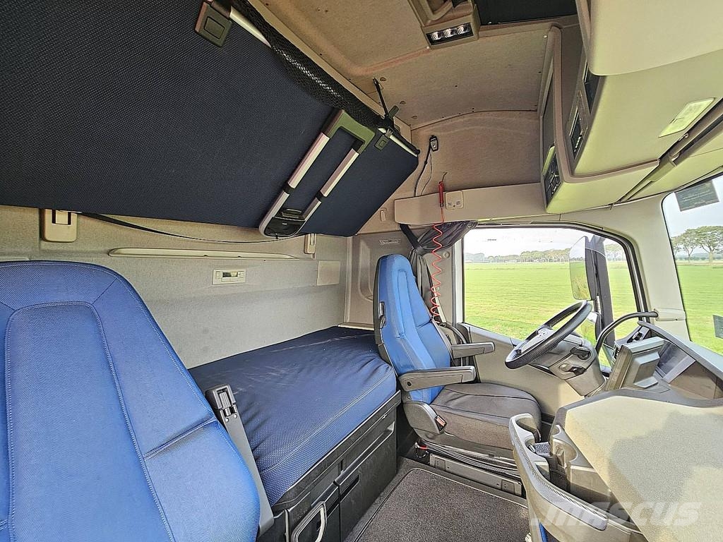 Volvo FH 460 Trekkers