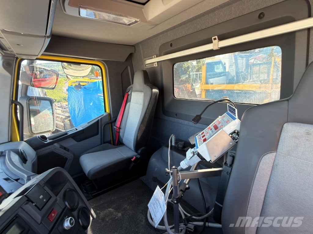 Renault C 380 **6X4** *ACCIDENTE*DAMAGED*UNFALL* Otros camiones