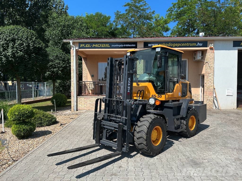 Sherpa PF 45-30 3T 4x4 terep targonca Dīzeļa autoiekrāvēji